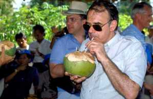 Jan Pronk di Djakarta tahun 1990, wektu misih blom ditjekal