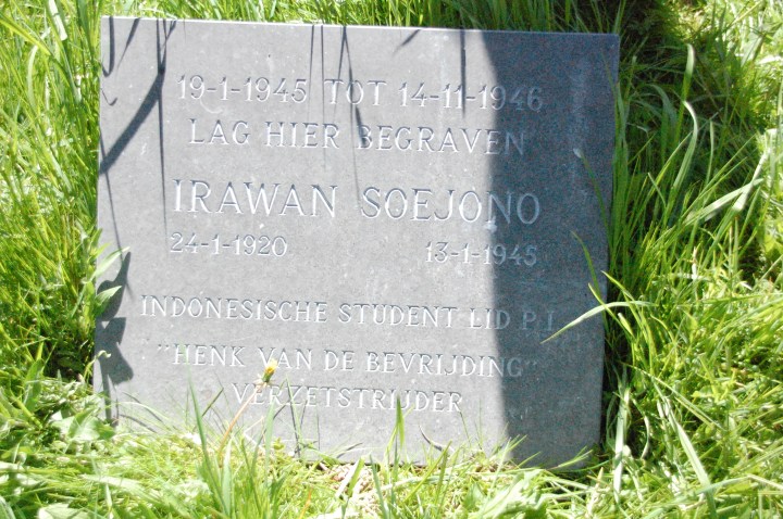 Liang lahat bekas kubur Irawan Soejono di makam Groenesteeg Leiden