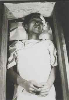 Djenazah Irawan Soejono, dari buku 