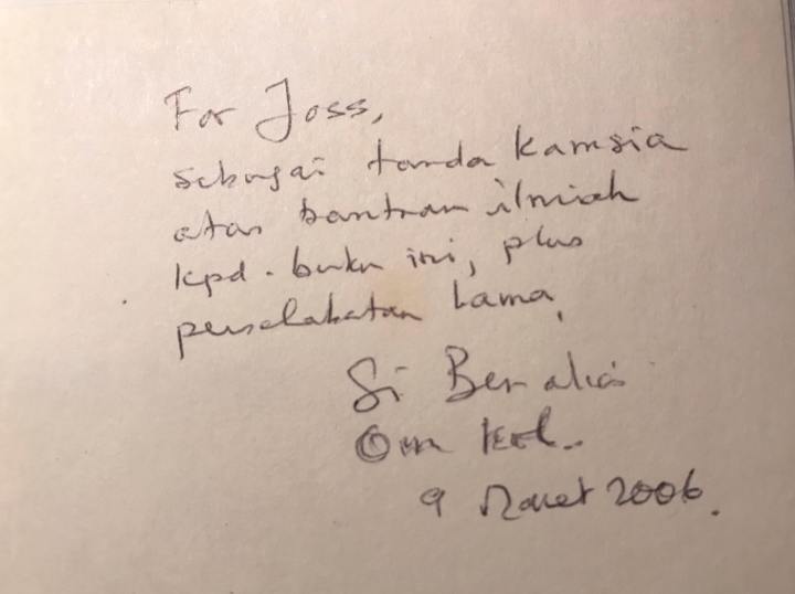 Tandatangan pada buku »Under three flags«