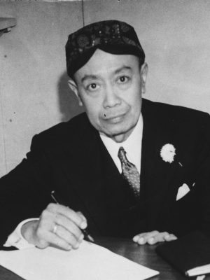 R. A. A. Soejono di medja kerdja di London